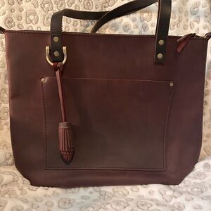 Portland Leather Good Medium Tote Bag in Merlot